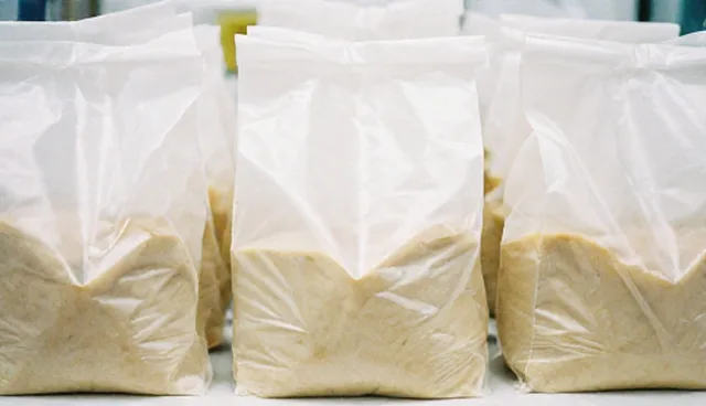 食品包装袋生产协作中的关键流程与注意事项